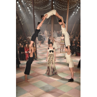 Цирковая коллекция Christian Dior